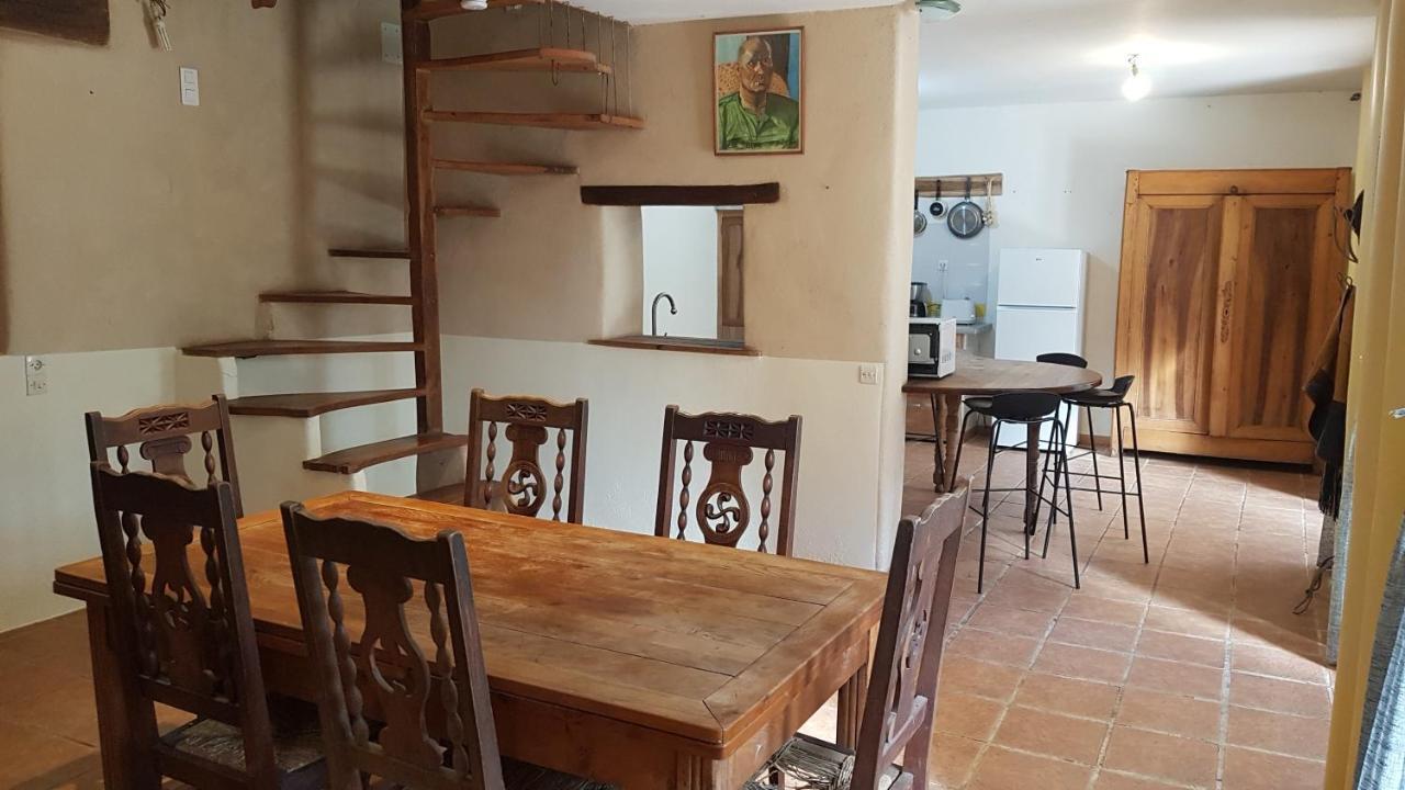 Valady Maison Isolee Dans Les Vignes Et Les Bois מראה חיצוני תמונה
