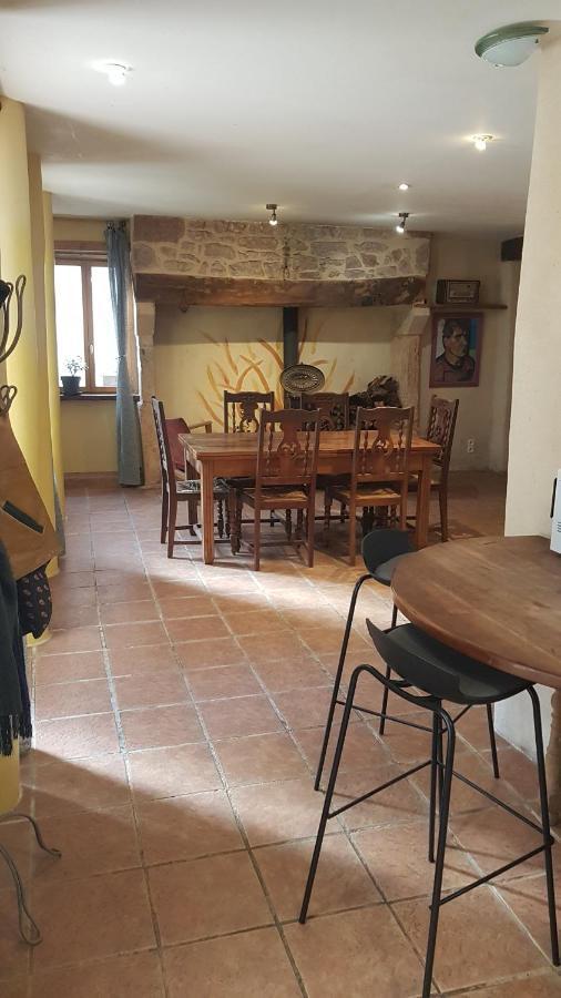 Valady Maison Isolee Dans Les Vignes Et Les Bois מראה חיצוני תמונה
