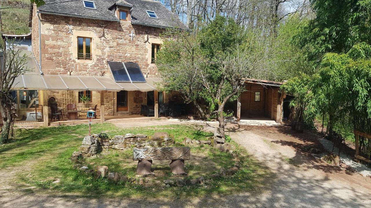 Valady Maison Isolee Dans Les Vignes Et Les Bois מראה חיצוני תמונה